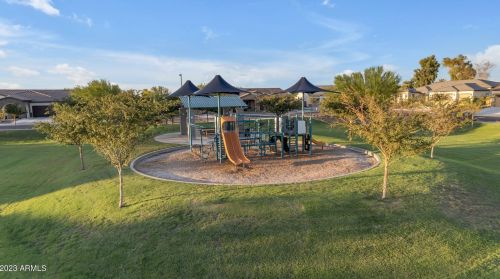 8513 22 Dr, Phoenix AZ 85041-7712 exterior