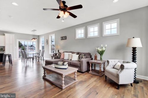 202 Ctr St, Hanover PA 17331-2829 exterior