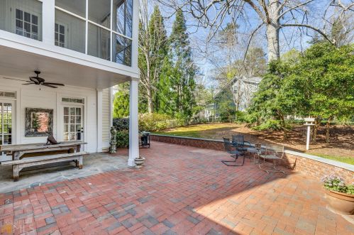 519 Ivy Pl, Atlanta GA 30342-4275 exterior