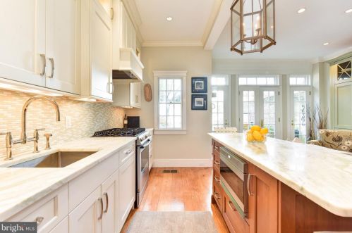 1103 Prince St, Alexandria VA 22314-2934 exterior