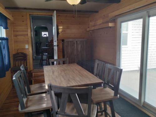 2476 Glenside Blvd, Meskegon MI 49441-3271 exterior