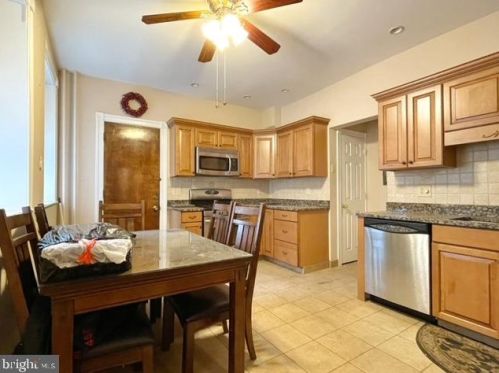 2506 18 St, Philadelphia PA 19132-3812 exterior