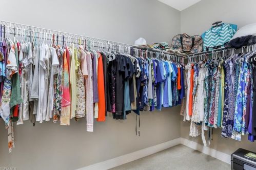 1503 Oceania Dr, Naples FL 34113 exterior