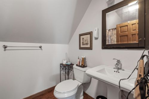 5518 Auer Ave, Milwaukee WI 53212-2107 exterior