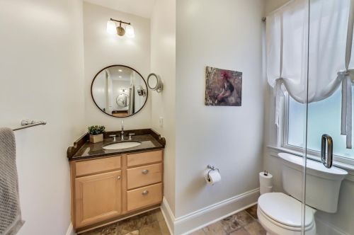 1840 Wellington Ave, Chicago IL 60657-4030 exterior