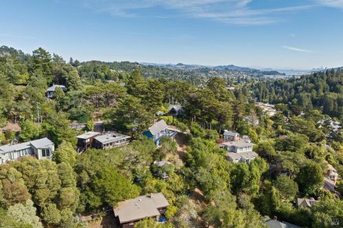 71 Tamalpais Ave, Mill Valley CA 94941-1078 exterior