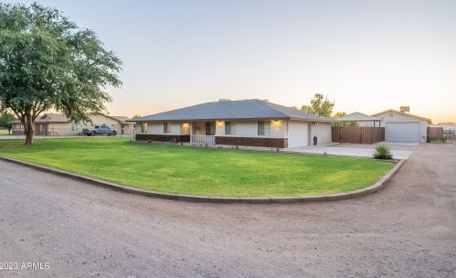 24420 142 St, Chandler AZ exterior