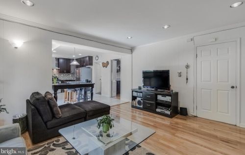 13824 Rippling Brk Dr, Silver Spring MD 20906-2302 exterior