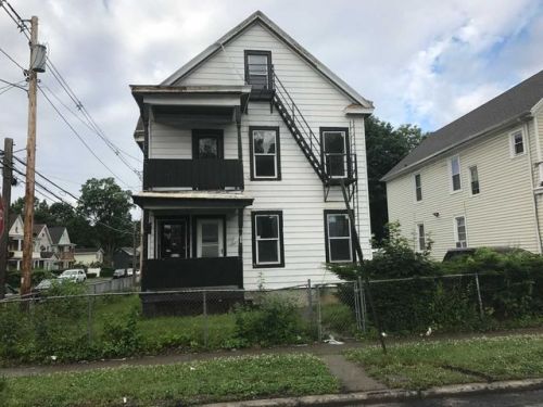 86 Lent St, Poughkeepsie, NY 12601-2728