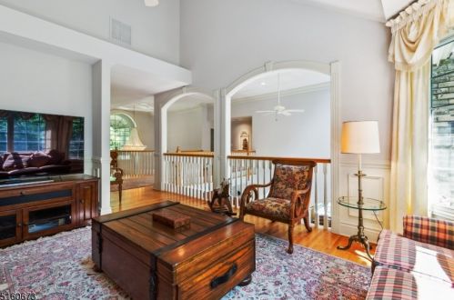 83 Pettit Pl, Princeton NJ 08540-7645 exterior