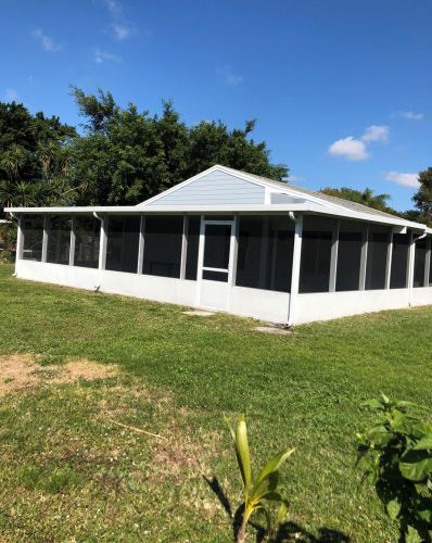 5360 Courtney Cir, Boynton Beach FL 33472-1249 exterior