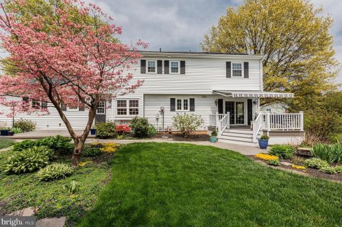 426 Dolly Dr, Lancaster PA 17601-3619 exterior