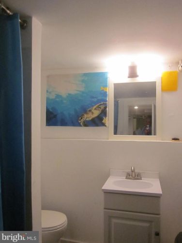 3305 Englewood St, Philadelphia PA 19149-1613 exterior