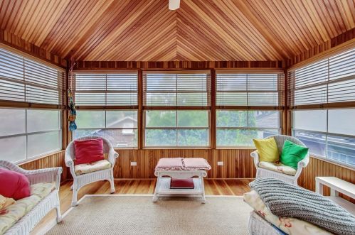 5913 Kenneth Ave, Chicago IL 60803-2131 exterior