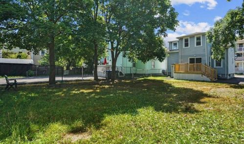 107 Bernon St, Providence RI  02908-3721 exterior