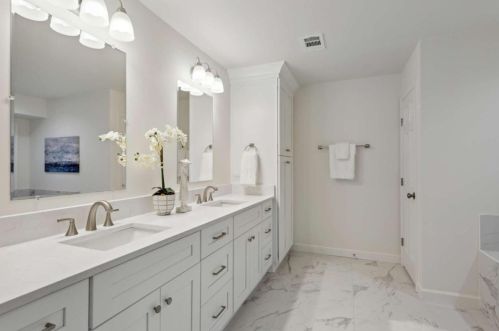 55 Cameron Gln Dr, Atlanta GA 30328-4707 exterior