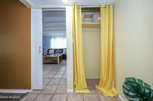 2648 Calle De Romy, Tucson AZ  85712-1806 exterior