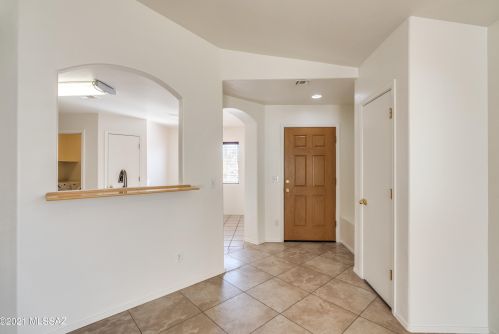 7820 Placita Senora Maria, Tucson, AZ 85747-5016