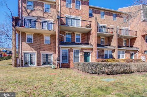 3829 Chesterwood Dr, Silver Spring, MD 20906-2862