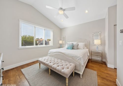 2040 Hamlin Ave, Chicago IL 60647-1010 exterior