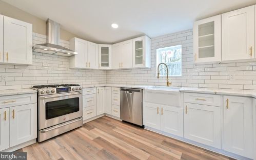 465 Bailey St, Pilesgrove NJ  08098-1014 exterior