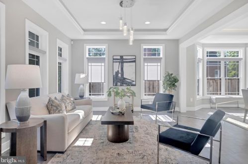 1864 Kirby Rd, Mc Lean VA 22101-5326 exterior