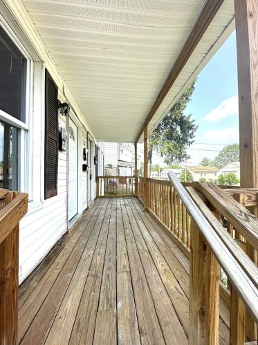 26 Du Bois Ave, Poughkeepsie NY  12601-2141 exterior