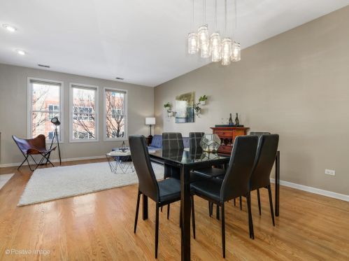 1010 Crosby St, Chicago IL 60610-2405 exterior