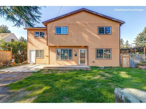 5235 73rd Ave, Portland, OR 97218-3703