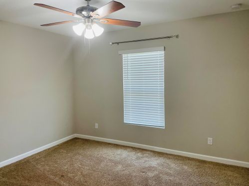 112 Ridgecrest Dr, Fort Pierce FL  34953-5449 exterior