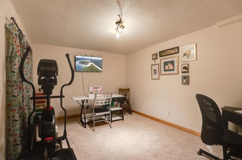 207 County Rd F, Saint Paul MN 55110-3845 exterior