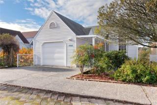 7733 20 Ave, Seattle WA  98125-4121 exterior