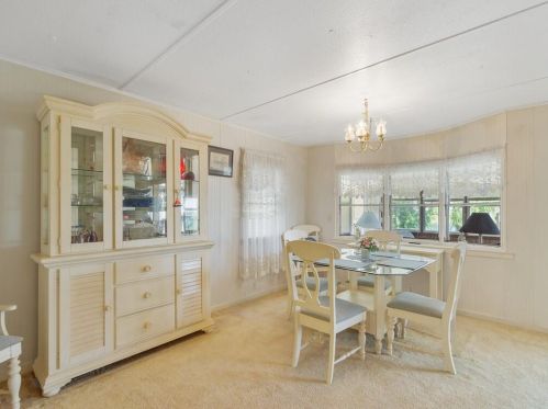 36 Del Prado St, Fort Pierce FL 34952-2850 exterior