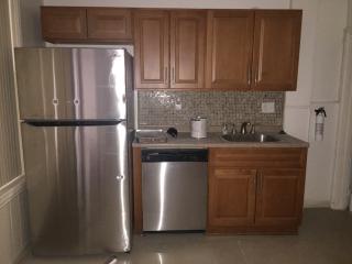 128 Bonsall St, Philadelphia PA  19103-4304 exterior