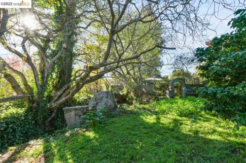 422 Colusa Ave, Berkeley CA 94707-1545 exterior