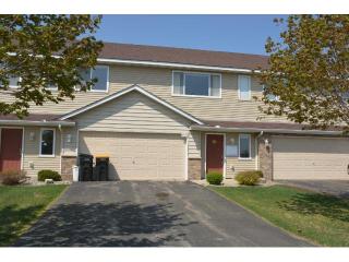 4052 Blakewood Dr, Prior Lake, MN 55379-5824