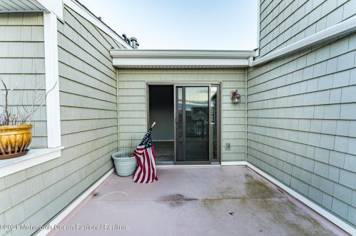 38 Hidden Hbr Dr, Point Pleasant Beach NJ 08742-4841 exterior