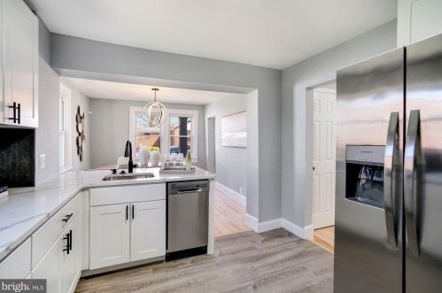 5111 Astor Pl, Washington DC  20019-6444 exterior