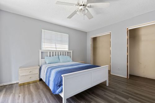 102 Whitmore Dr, Fort Pierce FL 34984-3738 exterior