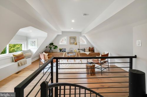 4215 16th St, Washington DC  20011-7005 exterior