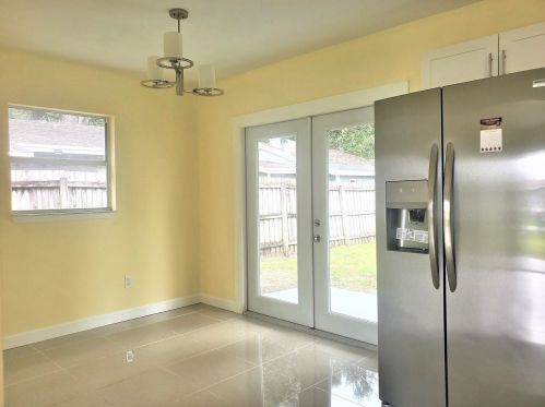 1735 Comanche Ave, Tampa FL 33634-5043 exterior