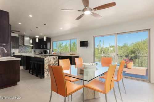 2106 Camino El Ganado, Tucson AZ  85718-4108 exterior