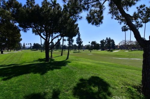 2354 Sunningdale Dr, Tustin CA  92782-1086 exterior