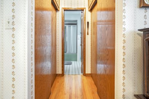 4859 87 St, Milwaukee WI 53224-4038 exterior