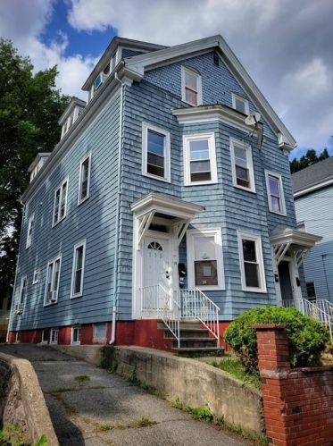 133 Ontario St, Providence, RI 02907-1714