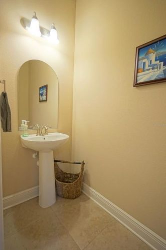 3611 Ohio Ave, Tampa FL  33611-4248 exterior