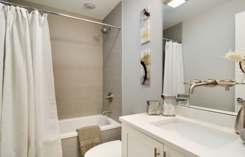 1851 Winnebago Ave, Chicago, IL 60647-4415