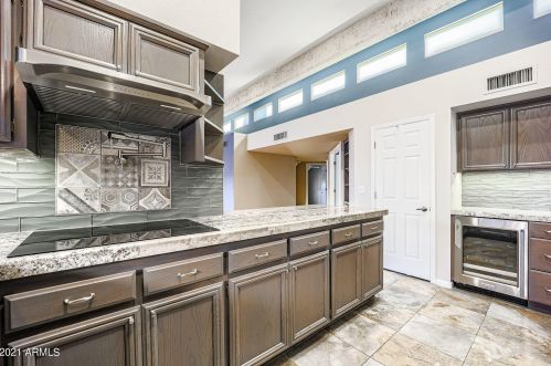 10843 11th St, Phoenix AZ 85020-5836 exterior