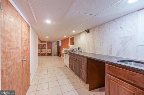 15 Pne St, Camden NJ 08103-3353 exterior