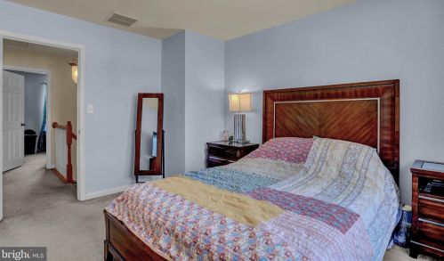 80 Frst Vw Ter, Hanover PA 17331-7449 exterior